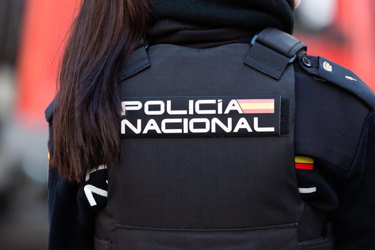 Policía Nacional: ¿Qué pasa con tu nómina si te dan de Baja Definitiva por Accidente? La clave de la Incapacidad Profesional (IP)